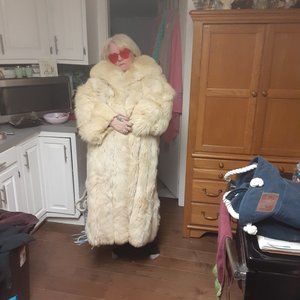 full length fox fur coat women's, go shape, made by Dicker & Dicker